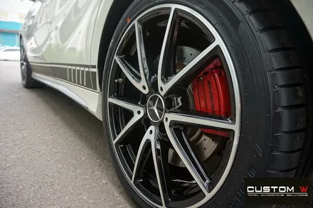 벤츠 A45AMG 상처난 다이아몬드 컷팅 휠 수리 후, 블랙 폴리시 휠로 만들었습니다. / 용인 처인구