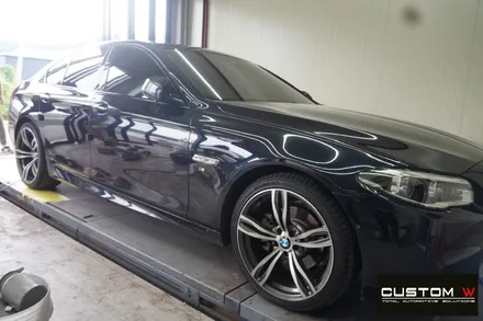 BMW F10 520D M 에어로 다이나믹 프로 휠 상처 수리 후, 고스트 크롬 휠도색 그리고 블루 캘리퍼 도색. / 용인 처인구