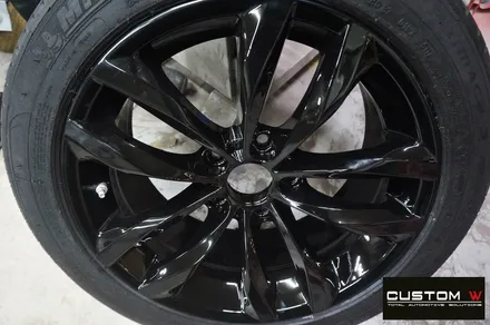BMW F10 520d 휠 상처 수리 후 블랙유광 휠도색 + 레드 캘리퍼 도색 / 용인 처인구