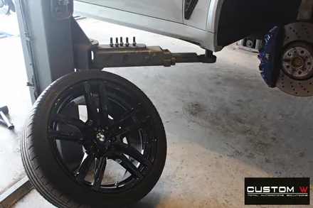 BMW F95 신형 X5M 21인치 블랙유광 휠도색 / 용인 처인구