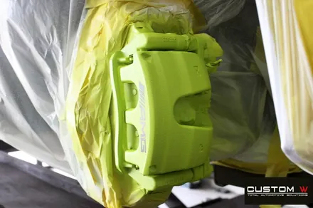 벤츠 CLA250 블랙유광 휠도색 + 애시드 그린 형광 캘리퍼 도색 / 용인 처인구