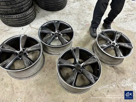 재규어 F타입(F-type) 휠수리 후 블랙유광 휠도색 / 용인 처인구
