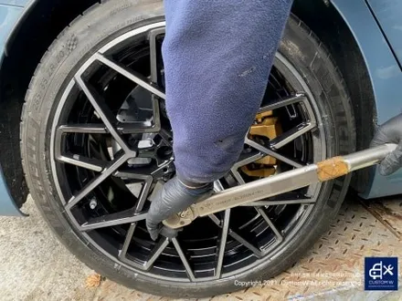 난이도가 높은  BMW M8  그란 쿠페 컴페티션 813M 휠 상처 수리 후, 다이아몬드 커팅 휠 복원 / 용인 처인구