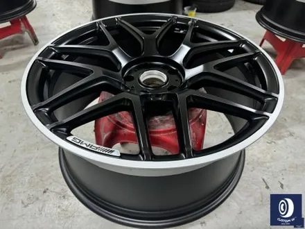 신차 출고 후 곧바로 입고_!  유니크한 멋진 바디 컬러_!! 벤츠 G 바겐 G63 AMG 22인치 투톤 무광 휠도색 작업으로 완성체로 만들었어요 : - ) / 용인 처인구
