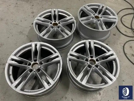 BMW 640D 373M 20인치 휠 수리 도색 불량 약품 박리 / 페인트 제거 후, 블랙 유광 휠 도색 재작업 + 레드 캘리퍼 도색 / 용인 처인구