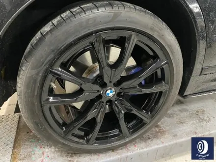 BMW G07 X7 M60i 755M 22인치 휠 상처 수리 후, 제트 블랙 (검정 유광) 복원 휠도색 / 용인 처인구