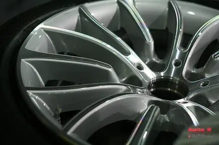 결국 또 콜라보... BMW M5와 520D 럭셔리 1개씩의 휠수리(다이아몬드컷팅 휠복원) / 용인 처인구