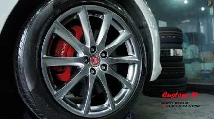 재규어 XJL 고스트크롬 휠도색과 레드 캘리퍼도색(로고 JAGUAR) / 용인 처인구