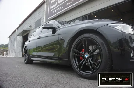 F30 BMW 320I 휠수리 후 블랙유광 휠도색, 레드 캘리퍼도색. / 용인 처인구