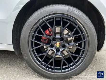 포르쉐 마칸 GTS 휠수리 후 젯블랙 휠도색 / 용인 처인구