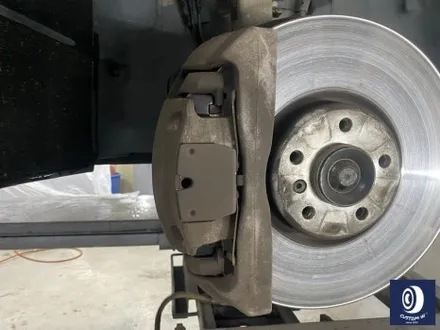 BMW F15 X5 50D 20인치 블랙 유광 휠도색  / 심각한 부식과 고착된 분진... 지저분함 그 자체 ㅠㅠ  깔끔하게 제거하고 블루 캘리퍼 도색 : - ) / 용인 처인구