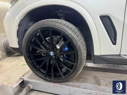 BMW G05 X5 22인치 742M 휠 상처 수리 후, 블랙유광 휠 복원 도색 / 재방문 / 용인 처인구