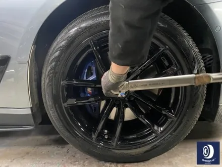 BMW G30 662M 18인치 하이그로시 블랙 (검정 유광) 휠도색 / 용인 처인구