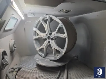 5년 만에 입고된 차량 BMW G05 X5 40i 741M 21인치 휠 상처 수리 후, 블랙 휠 복원 도색 / 용인 처인구