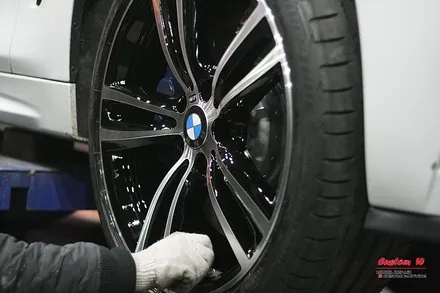 블랙폴리쉬가 잘 맞는 화이톤 바디의 BMW 428I 19인치 M휠 커스터마이징. / 용인 처인구