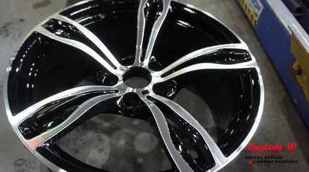 BMW 640D 차량에 장착 중인 잘못된 휠 수리이력의 M5 휠 다이아몬드컷팅 휠수리로 블랙 폴리시 휠 만들기! / 용인 처인구