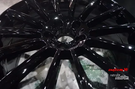 벤츠 W218 CLS250d 블랙유광 휠도색과 레드 캘리퍼도색. / 용인 처인구