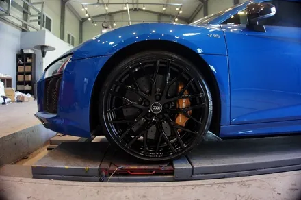 다시 찾아주신 아우디 R8 V10 PLUS 블랙 유광 휠도색. / 용인 처인구