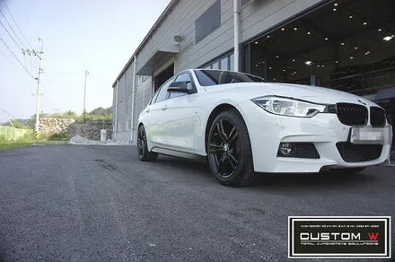 BMW F30 330i 휠 상처수리 후 블랙유광 휠도색. / 용인 처인구