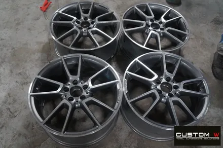 벤츠 C43AMG 블랙유광 휠도색, 카본 세라믹 골드 캘리퍼도색. 커스텀W. / 용인 처인구