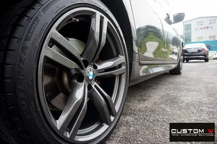 재방문 주신 고객. BMW G12 740LI 휠 상처 수리 후, 건메탈 휠복원 도색. / 용인 처인구