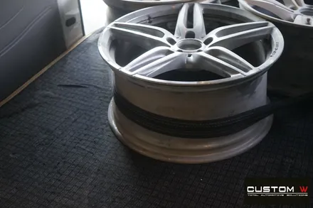 벤츠 W213 E300 AMG 라인 19인치 별휠 다이아몬드 컷팅 블랙 폴리시 작업, 캘리퍼 도색. / 용인 처인구