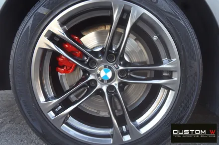 BMW F10 520D 고스트 크롬 휠도색, 레드 캘리퍼 도색. / 용인 처인구