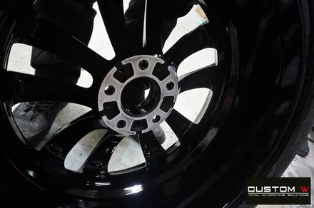 BMW F10 520d 휠 상처 수리 후 블랙유광 휠도색 + 레드 캘리퍼 도색 / 용인 처인구
