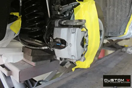 벤츠 GLC300e 휠 상처 수리 후 블랙유광 휠도색 + 레드 캘리퍼 도색 / 용인 처인구