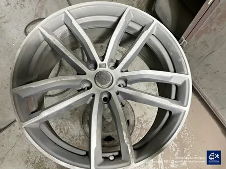 BMW G30 520d 662M 휠수리 후 블랙유광 휠도색 / 용인 처인구