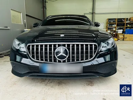 벤츠 W213 E220D 순정 어라운드뷰 360카메라, 와이드콕핏, 멀티빔라이트 설치. / 용인 처인구
