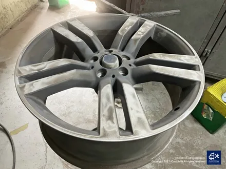 벤츠 GLK220 휠수리 후 블랙유광 휠도색 + 부식 제거 후 레드 캘리퍼 도색 / 용인 처인구