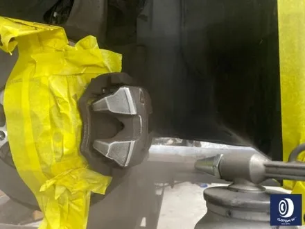이건 부식 그 자체.. BMW G30 520D 캘리퍼 녹 제거 후, 블루 컬러 도색 + 블랙 유광 휠도색 / 용인 처인구