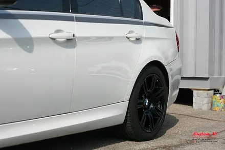 블랙유광 휠도색을 한 SUV와 승용차량.(JEEP 체로키,BMW 3 E90) / 용인 처인구