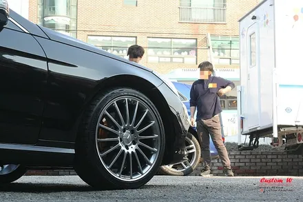 고스트크롬 휠도색 그리고 AMG 캘리퍼 처럼 캘리퍼도색- 벤츠 E클래스 쿠페. / 용인 처인구