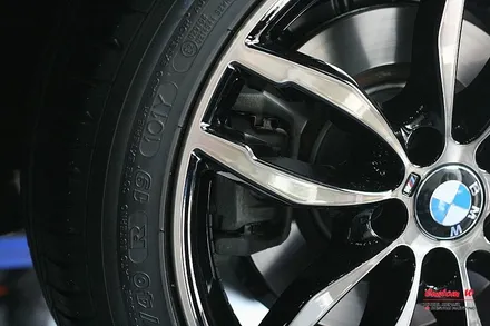 BMW X3 M팩 휠을 다이아몬드컷팅 휠수리와 블랙클리어를 활용해서 M4 블랙폴리쉬 휠 처럼 만들다. / 용인 처인구