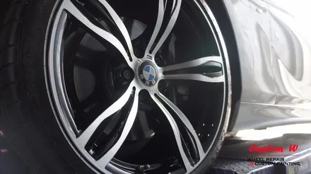 BMW 640D 차량에 장착 중인 잘못된 휠 수리이력의 M5 휠 다이아몬드컷팅 휠수리로 블랙 폴리시 휠 만들기! / 용인 처인구