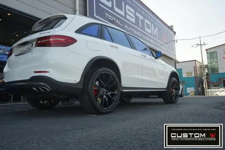 메르세데스 벤츠 GLC 43 AMG 휠 상처수리 후 블랙유광 휠도색 + 레드 캘리퍼도색. / 용인 처인구