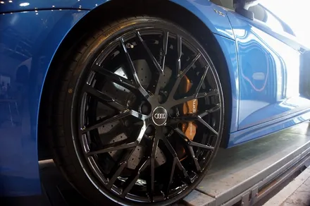 다시 찾아주신 아우디 R8 V10 PLUS 블랙 유광 휠도색. / 용인 처인구