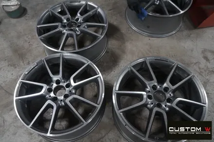 벤츠 C43AMG 블랙유광 휠도색, 카본 세라믹 골드 캘리퍼도색. 커스텀W. / 용인 처인구