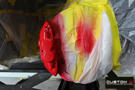 BMW M4 기존 잘못된 수리 이력으로 박리 후 블랙유광 휠도색 + 레드 캘리퍼 도색 / 용인 처인구