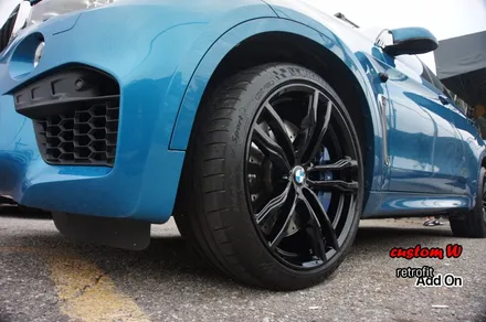 무서운 성능의 SUV BMW X6M 블랙유광 휠도색. / 용인 처인구