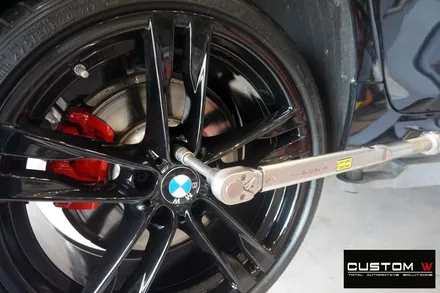 BMW 640D 휠 상처 수리 후, 블랙유광 휠도색, 캘리퍼 도색. / 용인 처인구