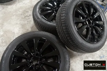 벤츠 GLC 350E 밋밋한 순정 휠 컬러에서 블랙 유광 휠도색, 캘리퍼도색. / 용인 처인구