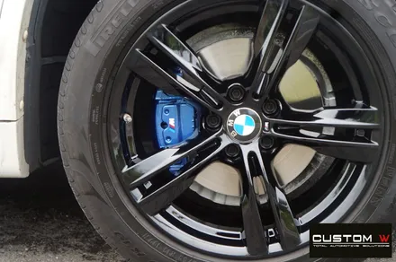 BMW X5 지저분하고 부식 녹 심한 캘리퍼 도색  , 블랙유광 휠도색 / 용인 처인구