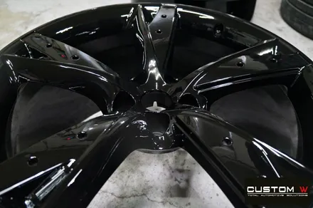재규어 F-타입(F-TYPE) 3.0 S 20인치 보기드문 휠 잘못된 수리 도색 이력 약품 박리 후 블랙유광 휠도색 / 용인 처인구