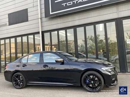 BMW G20 330e 휠수리 후 블랙유광 휠도색 / 용인 처인구