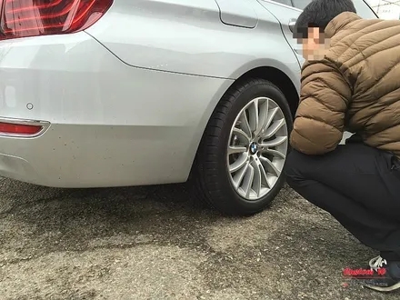 결국 또 콜라보... BMW M5와 520D 럭셔리 1개씩의 휠수리(다이아몬드컷팅 휠복원) / 용인 처인구