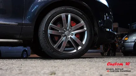 아우디 Q7 휠수리 후 고스트크롬으로 휠도색 + 레드캘리퍼도색(BREMBO로고) / 용인 처인구