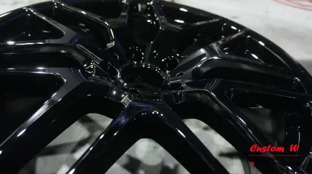 벤츠 AMG 라면 스포티한 블랙 휠과 레드 캘리퍼 조합을! 벤츠 GLE 63 AMG 블랙유광 휠도색, 레드 캘리퍼도색 작업기. / 용인 처인구